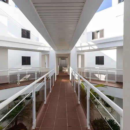 Amazing Frontline With Sea And Mountain Views